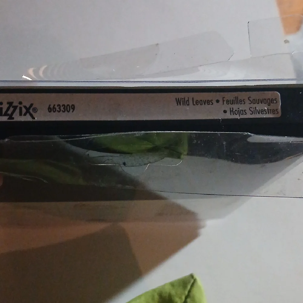 Sizzix Bigz Leaf Die Set - By Emily Tootle - Picture 7 of 11